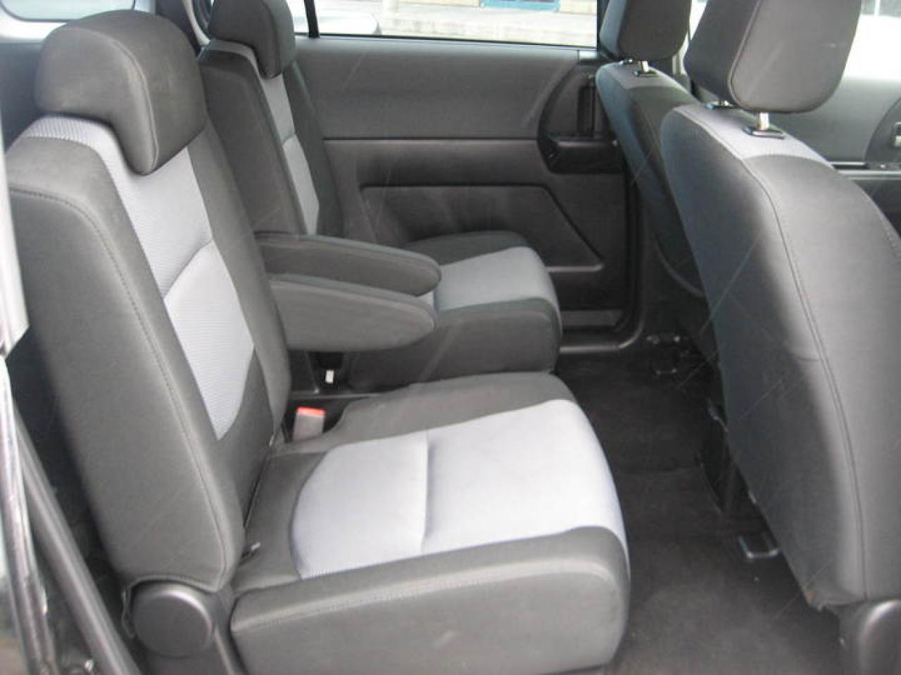 2007 Mazda Mazda5  Photo40