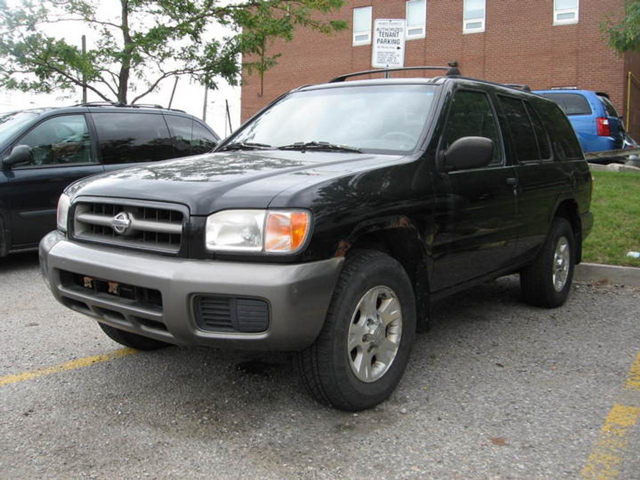 Used 1999 Nissan Pathfinder  for sale in North York, ON