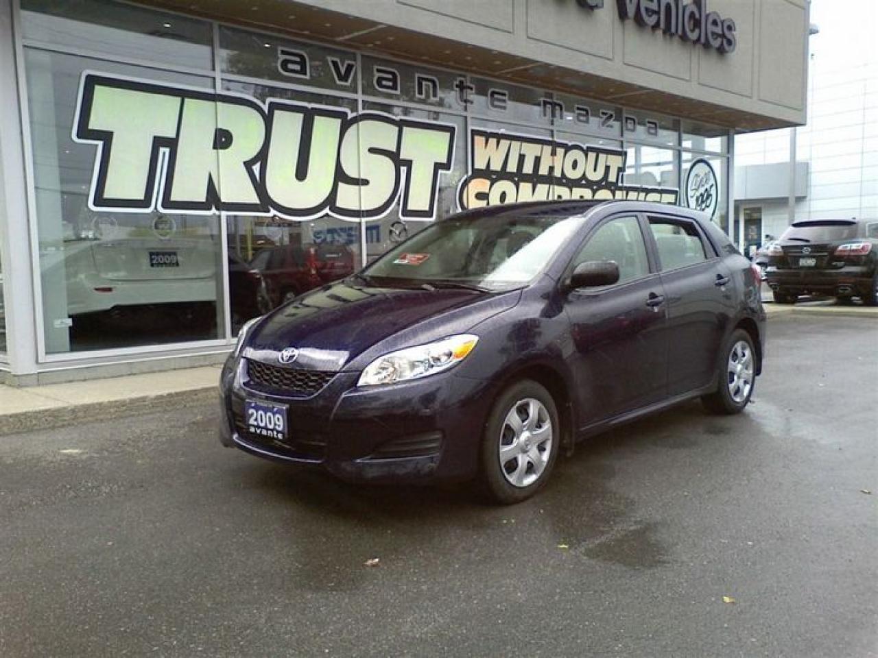 Used 2009 Toyota Matrix  for sale in Richmond Hill, ON