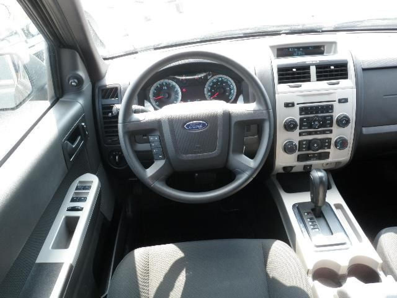Used 2010 Ford Escape  for sale in Oakville, ON