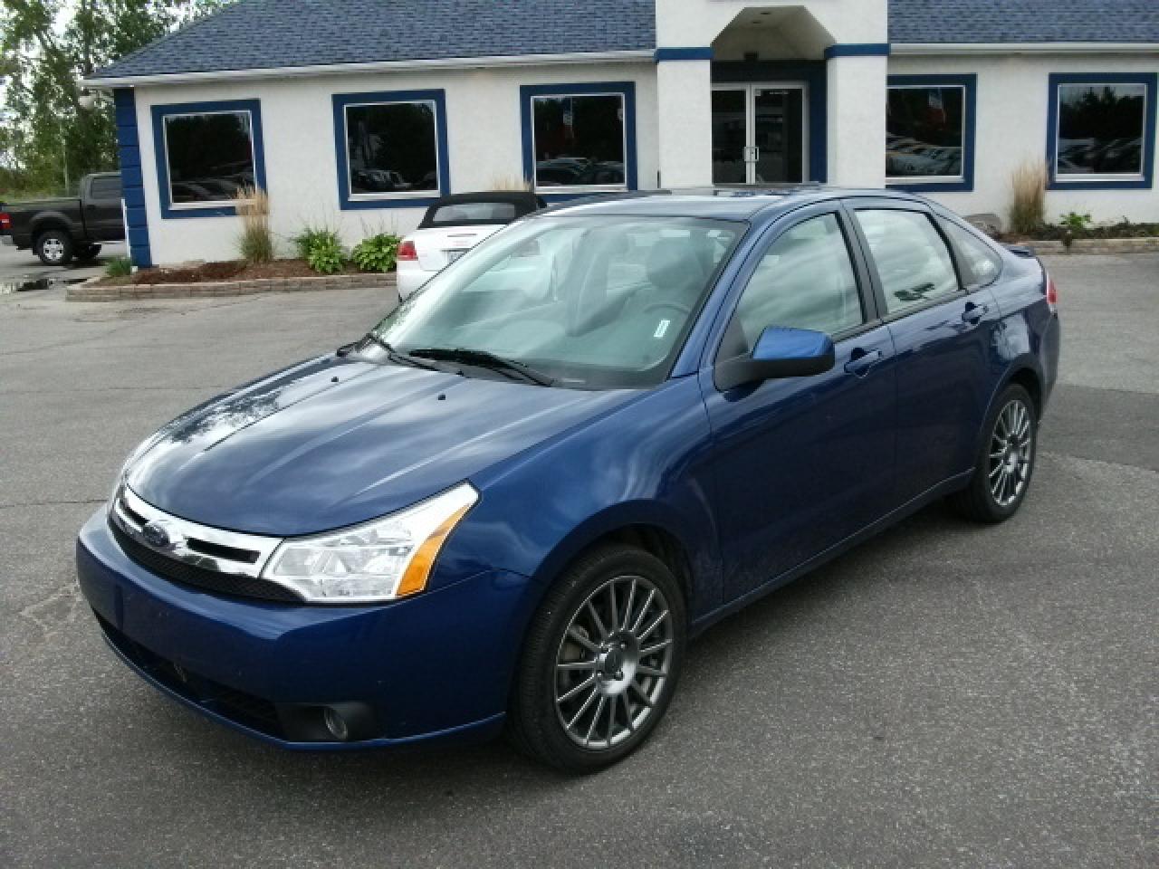Used 2009 Ford Focus  for sale in Essex, ON