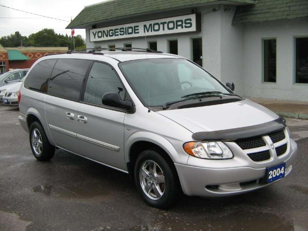 Used 2004 Dodge Grand Caravan Anniversary Edition DVD for sale in Richmond Hill, ON