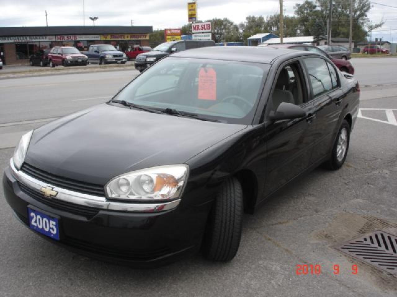 Used 2005 Chevrolet Malibu SE for sale in Bradford, ON