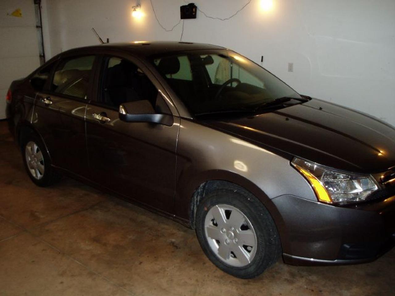 Used 2009 Ford Focus SE for sale in Beamsville, ON