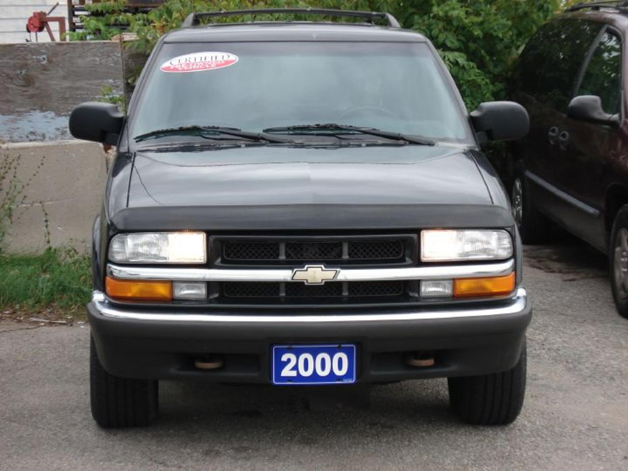 This is SUV features the solid 4.3LV6 Vortec motor and is absoloutly loaded heated leather power sunroof excellent sounding audio (bose) factory step bars and its black on black.  Fully Certified and available within 24hours of purchase. $4990+HST