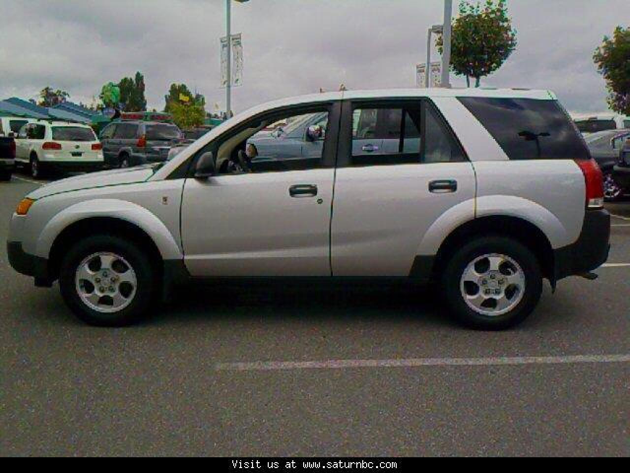 Used 2003 Saturn Vue GL for sale in Surrey, BC
