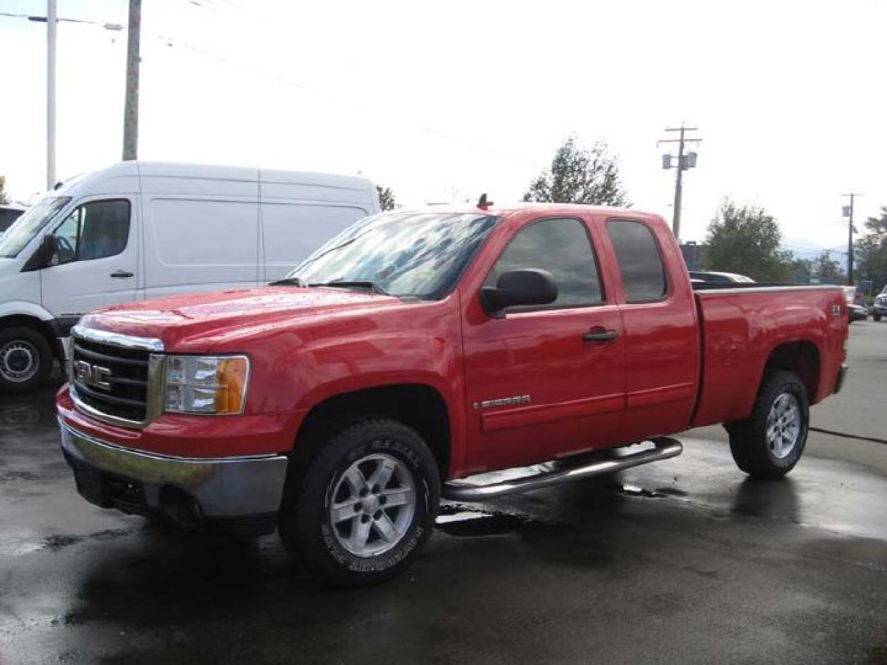 Used 2007 GMC 1500 SLE for sale in Courtenay, BC