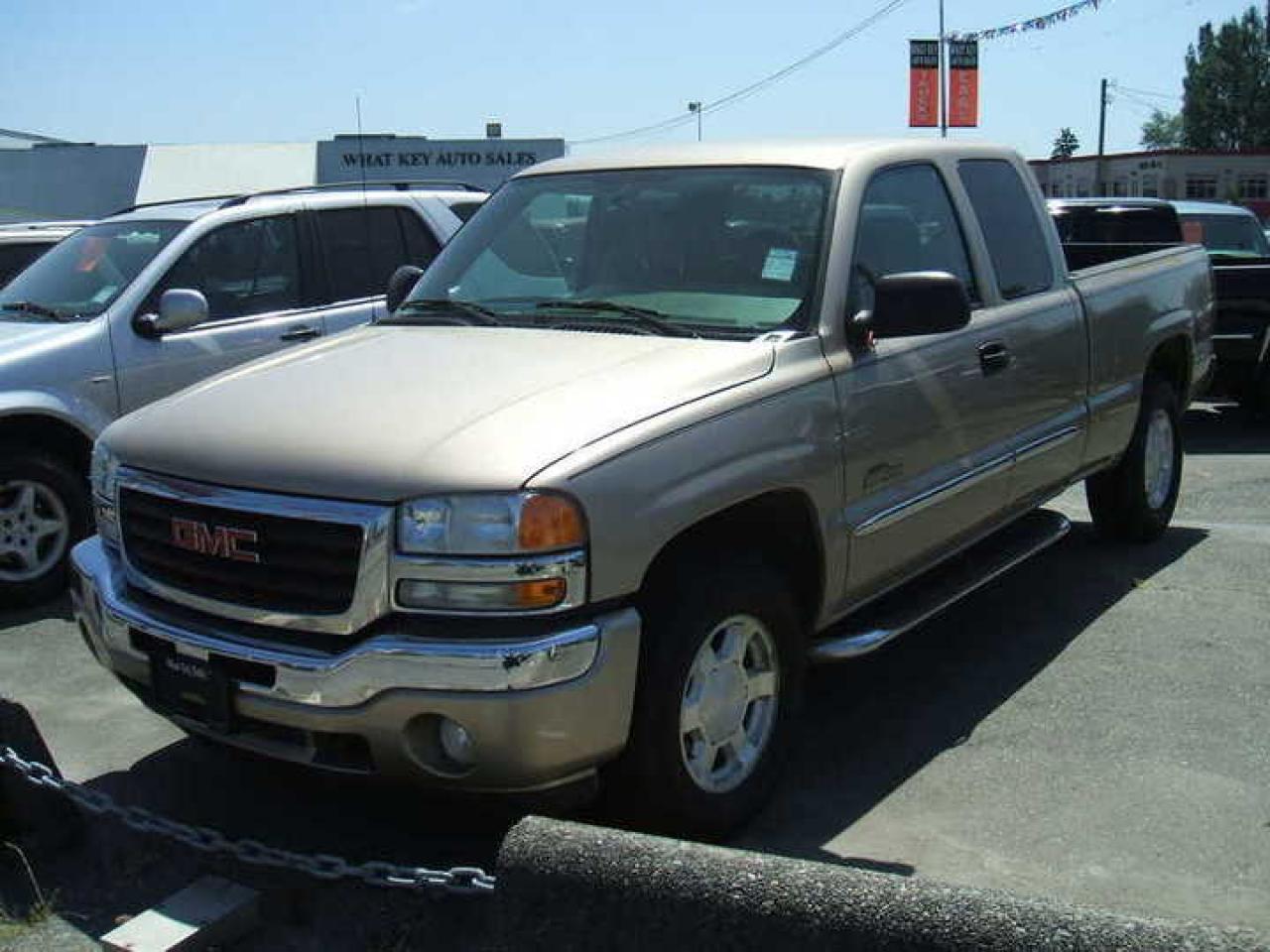 Used 2007 GMC Sierra K1500 Ext SLE for sale in Langley, BC