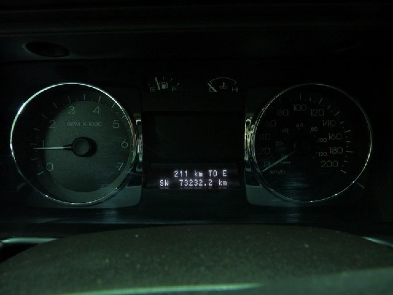 628900