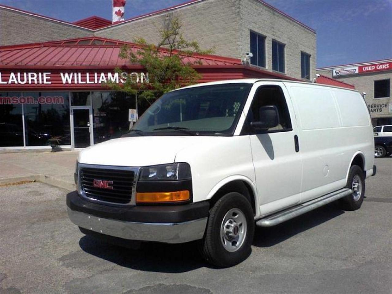 Used 2009 GMC Savana 2500 Cargo Van for sale in Mississauga, ON