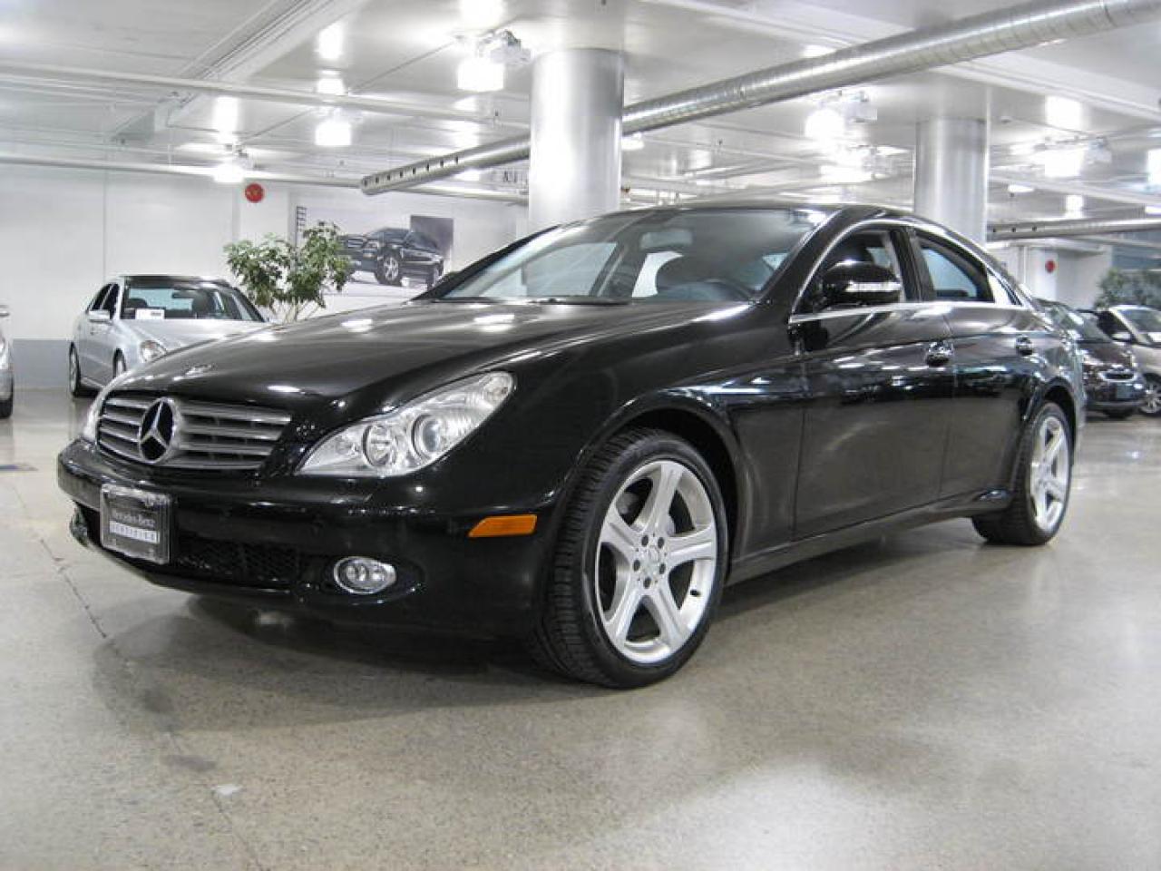 Used 2007 Mercedes-Benz CLS550  for sale in Maple, ON