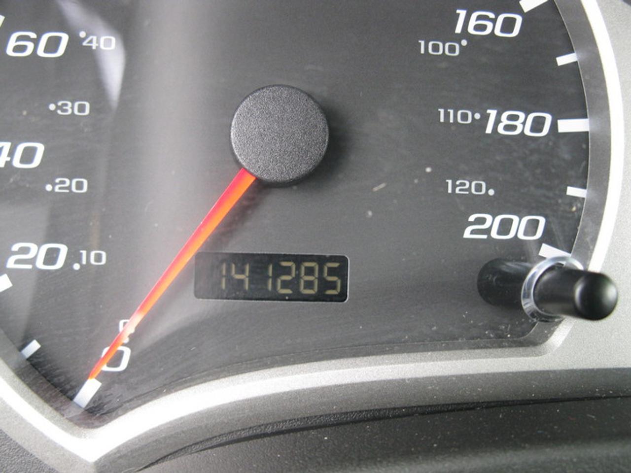 629049.11048373