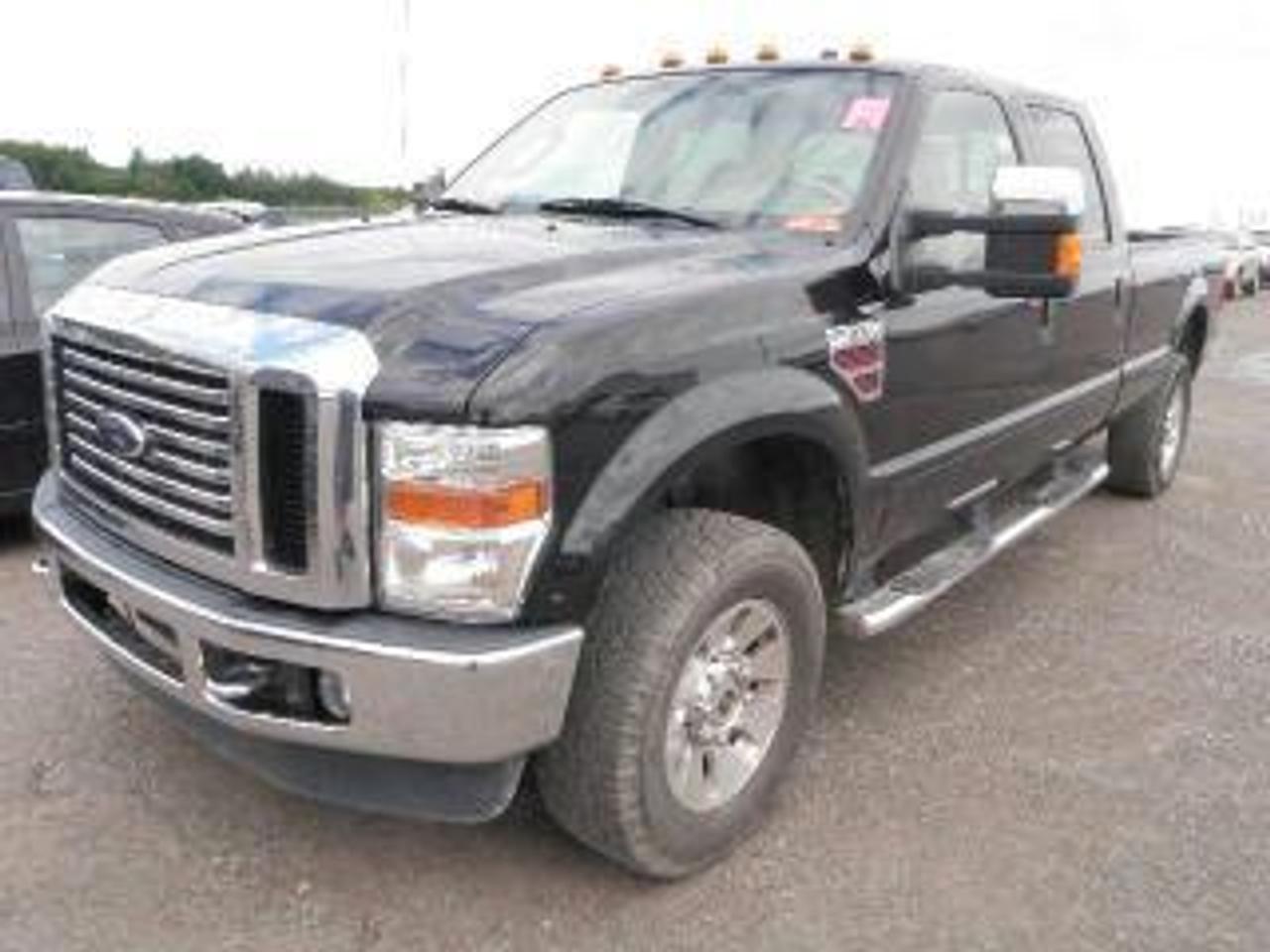 Used 2008 Ford F-350 LARIAT LEATHER LOADED MOONROOF 4X4 DIESEL for sale in Ottawa, ON