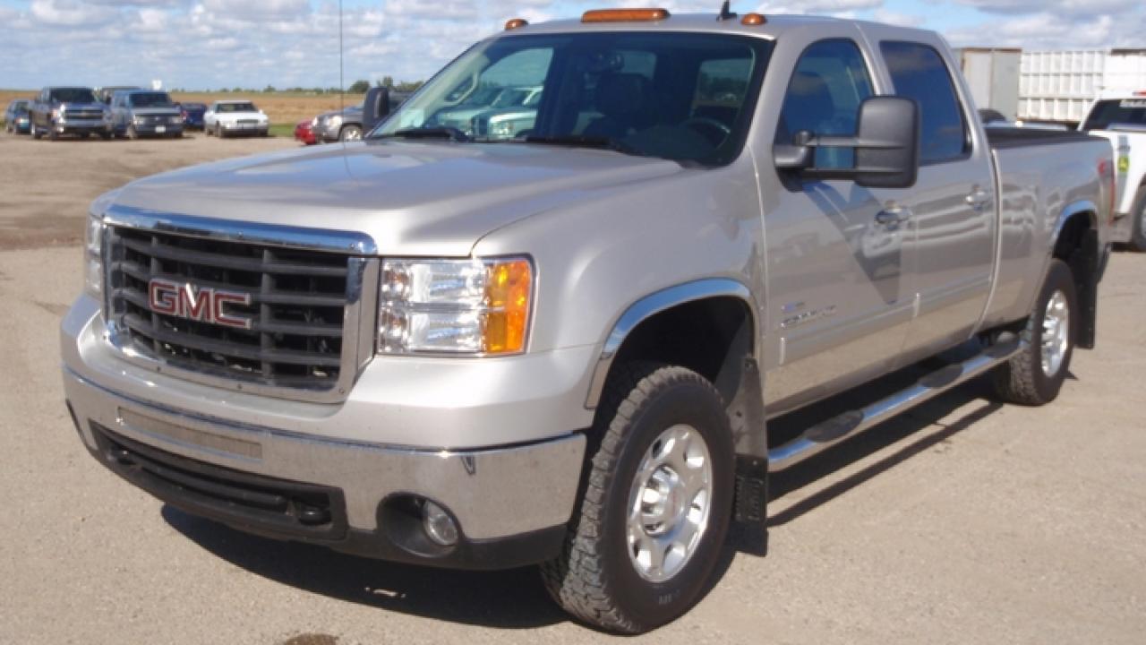 Used 2008 GMC Sierra 2500HD  for sale in Rosetown, SK