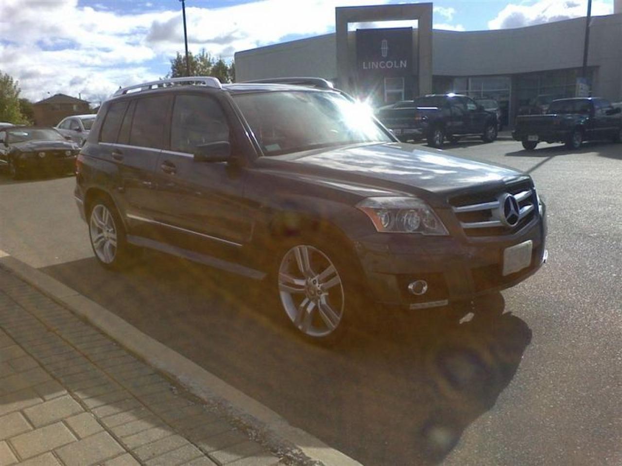 Used 2010 Mercedes-Benz GLK-Class  for sale in Mississauga, ON