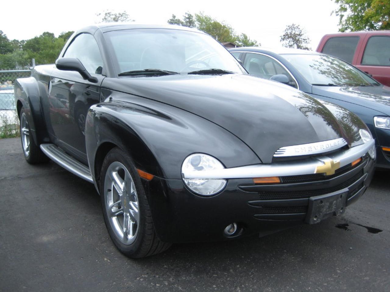 Used 2004 Chevrolet SSR Leather for sale in Listowel, ON