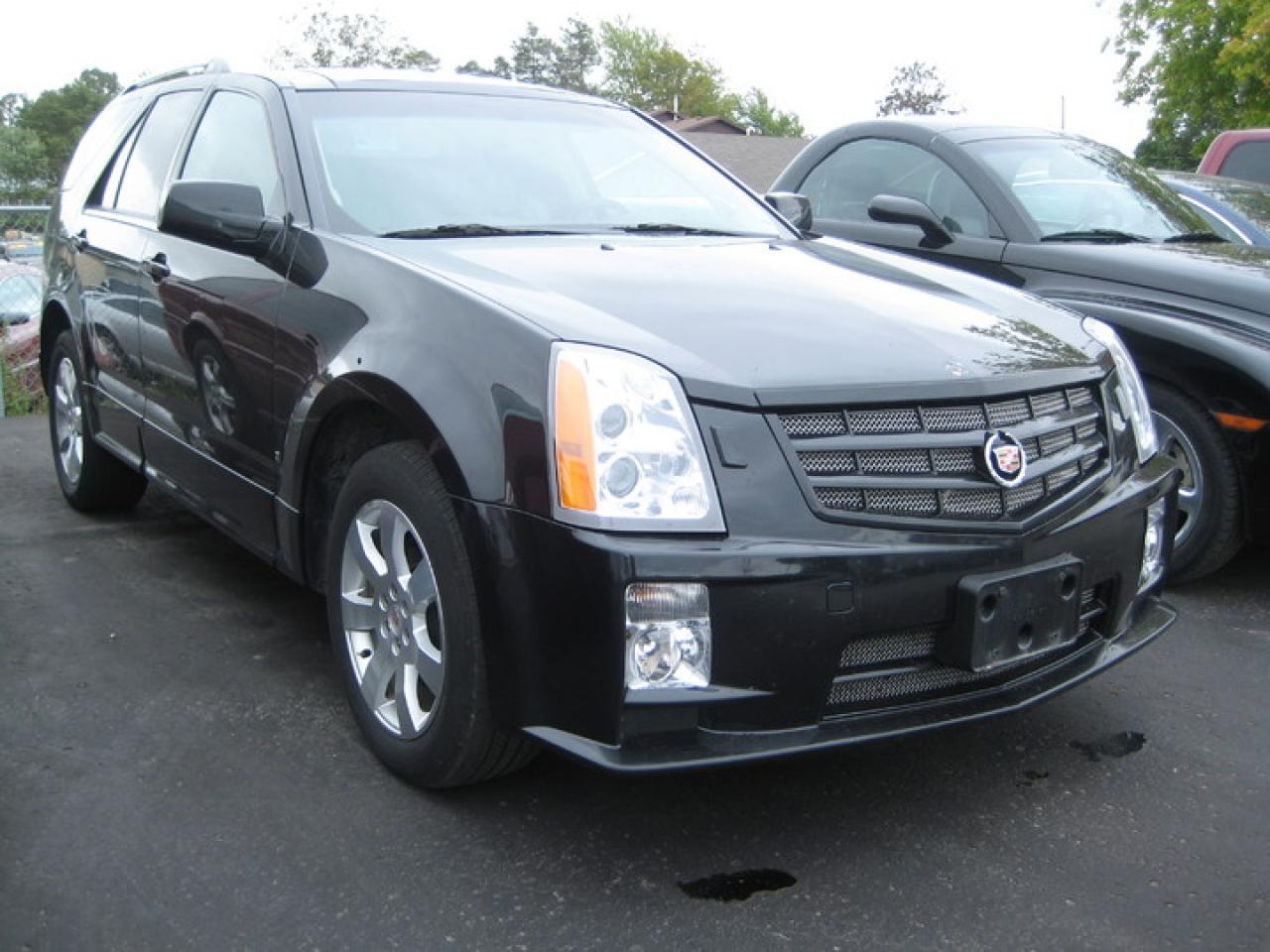 Used 2009 Cadillac SRX SPORT PKG VISTA ROOF/LEATHER for sale in Listowel, ON