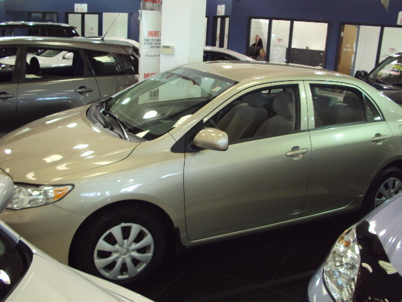 Used 2010 Toyota Corolla CE for sale in Mississauga, ON