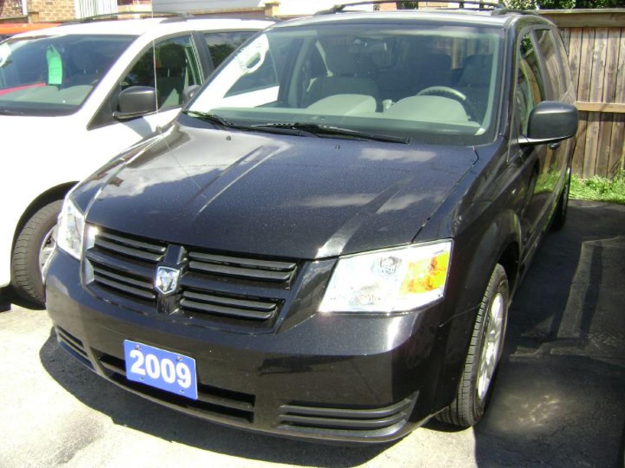 Used 2009 Dodge Grand Caravan SE for sale in Brampton, ON