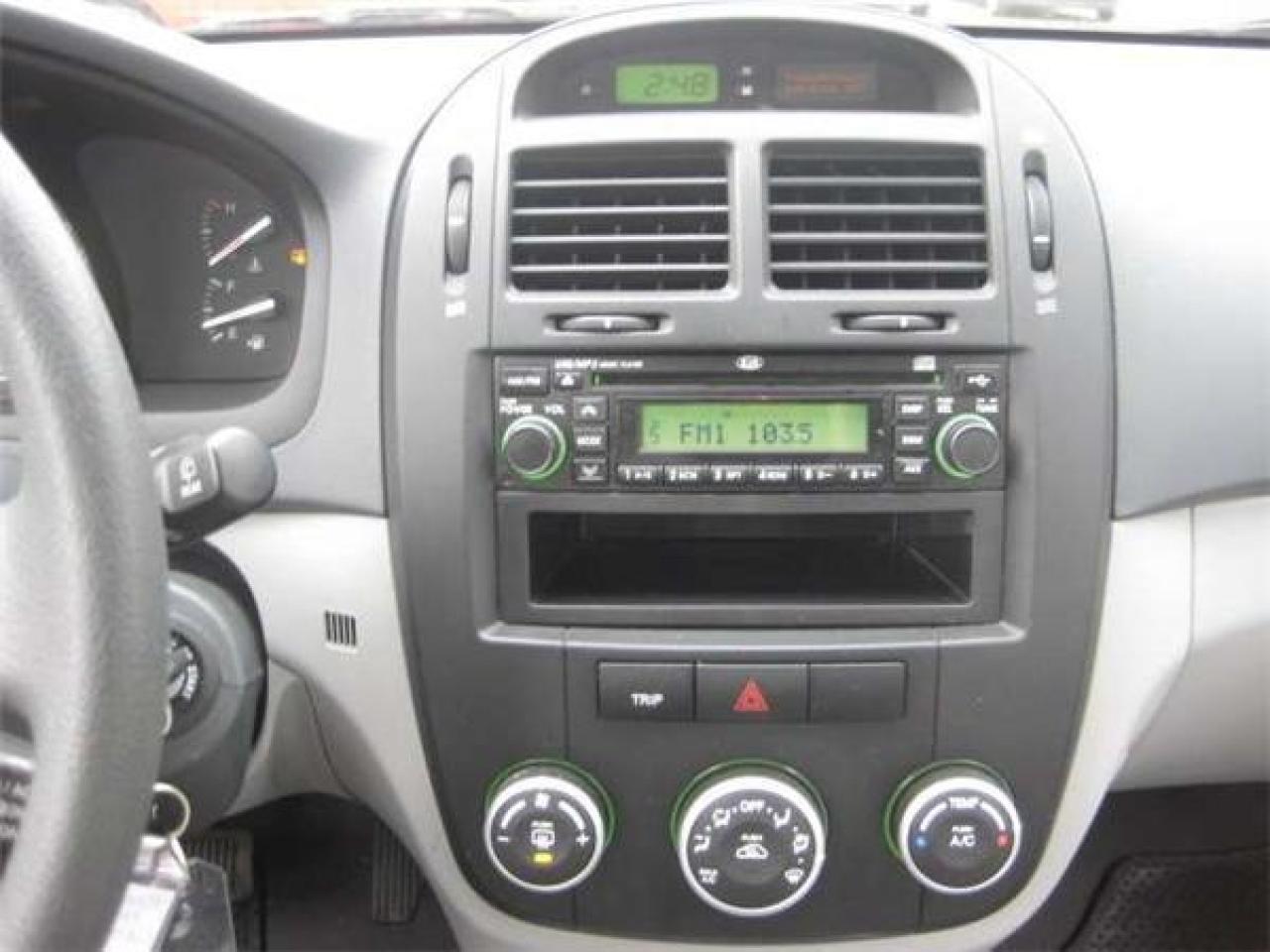 Used 2005 Kia Spectra LX for sale in Mississauga, ON