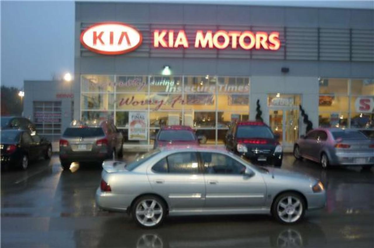 Financing Available, BAD CREDIT - No Problem. 
For more information contact Kia of hamilton 905 547 7726 or sales@kiaofhamilton.ca
**CERTIFIED & E-TESTED*** 

CARPROOF, VIP PROGRAM, FREE OIL FOR LIFE, NITROGEN FILLED TIRES AND MORE... 

***ALL PRICES INCLUDE DEALERSHIP FEES, BUT NOT PROVINCIAL TAXES*** 

Kia of Hamilton is a proud member of CarNation Canada*** www.carnationcanada.com