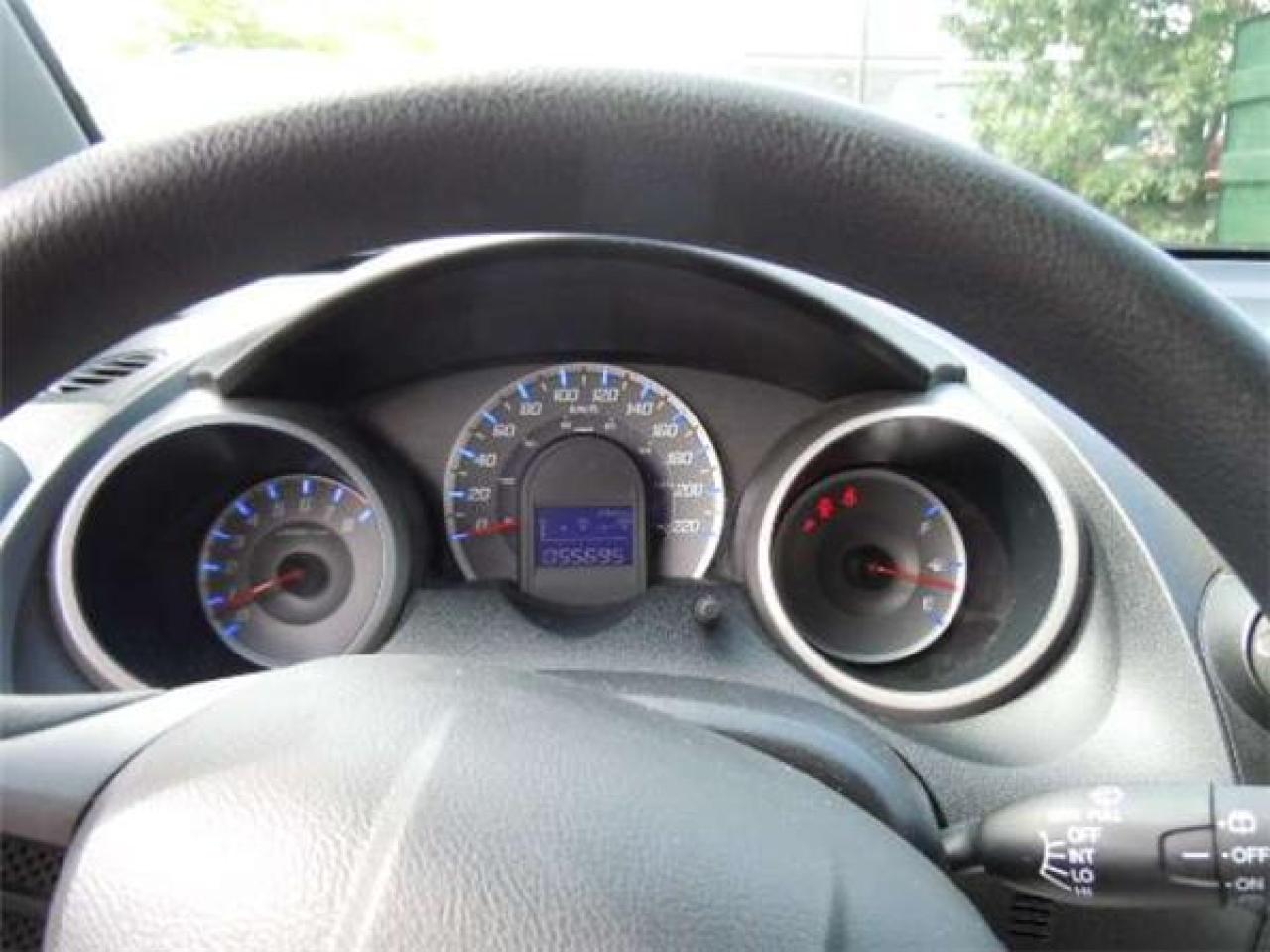 Used 2009 Honda Fit DX-A for sale in Mississauga, ON