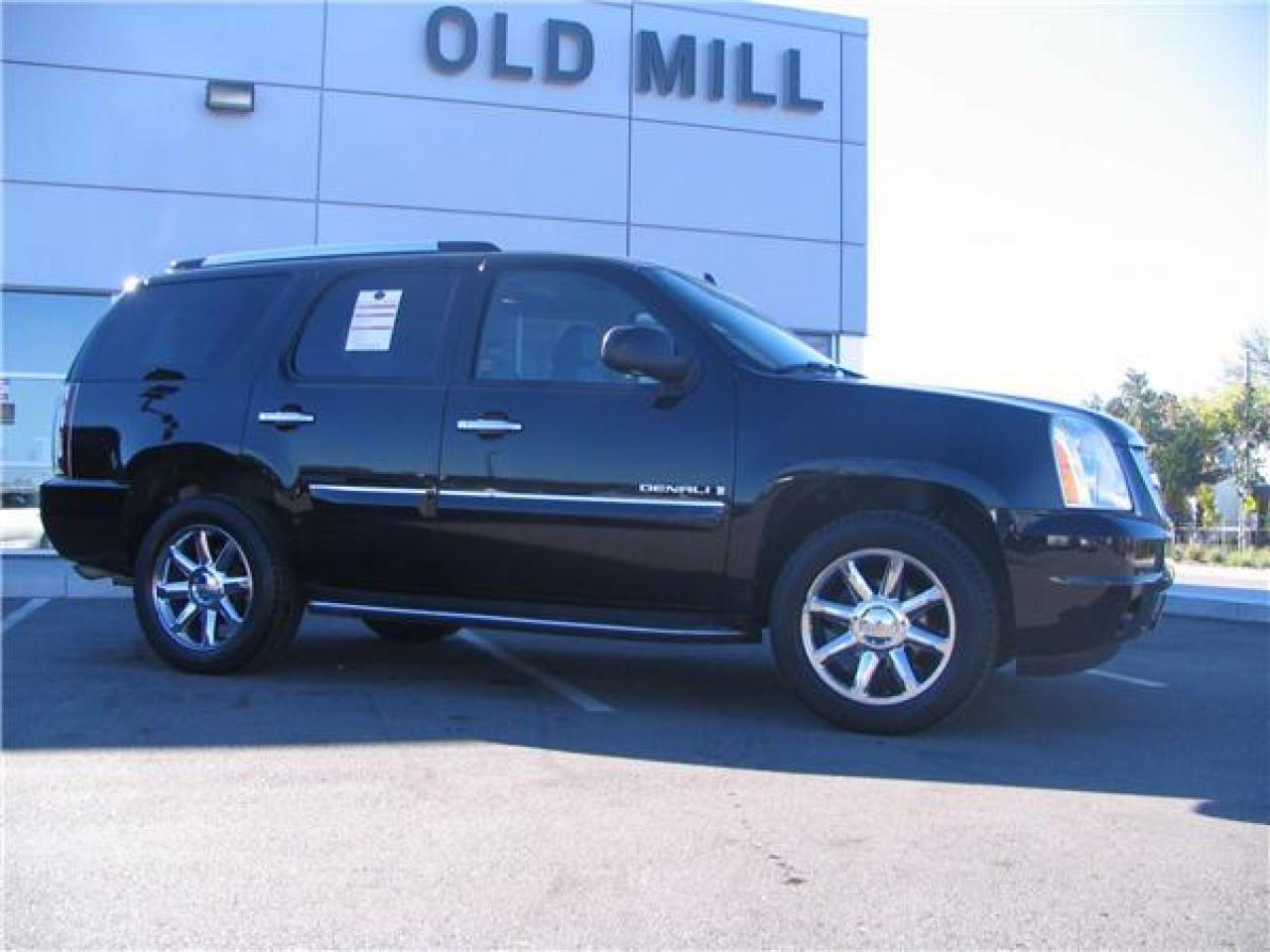 Used 2007 GMC Yukon Denali for sale in Toronto, ON