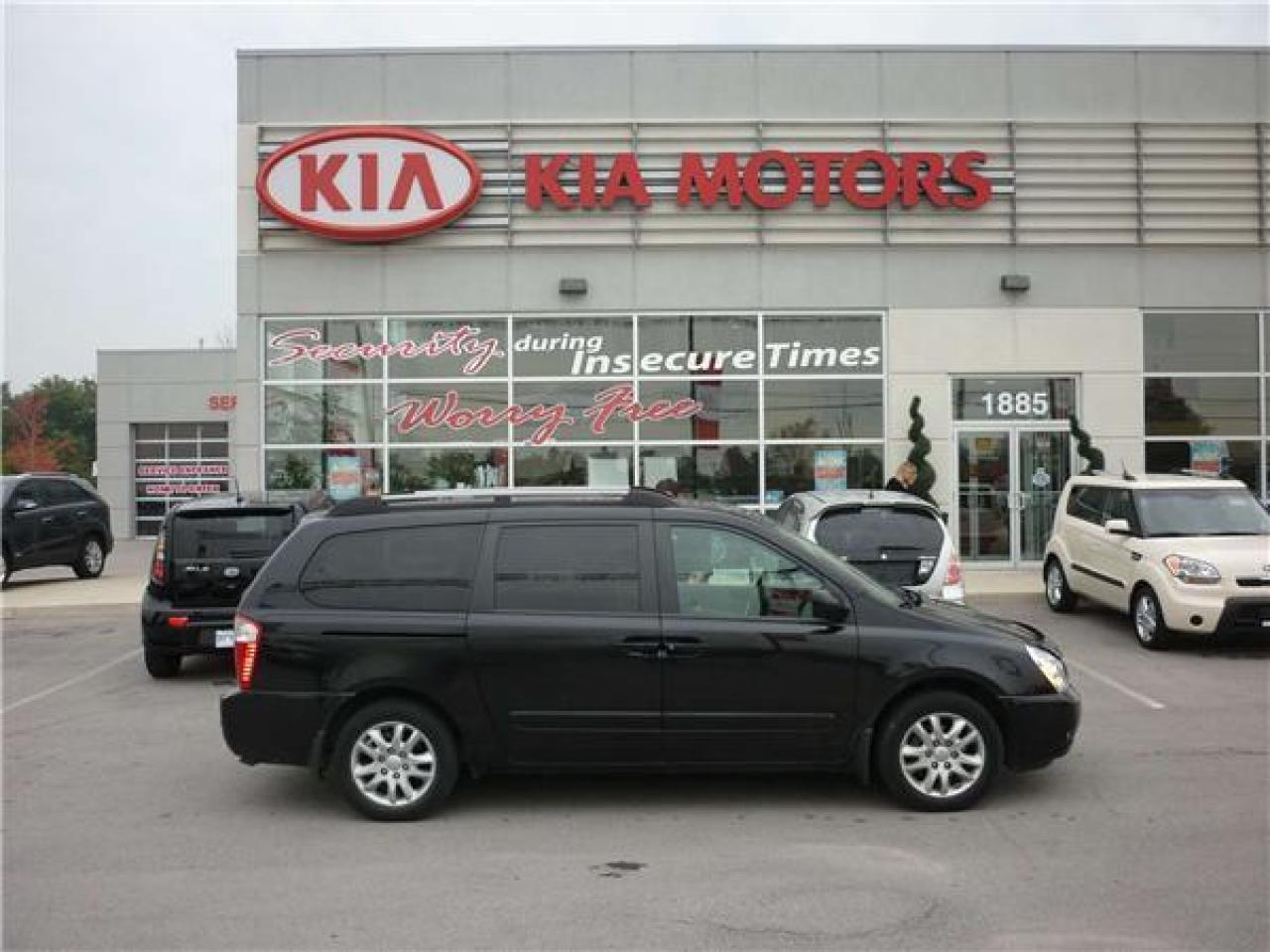 Used 2006 Kia Sedona EX for sale in Hamilton, ON
