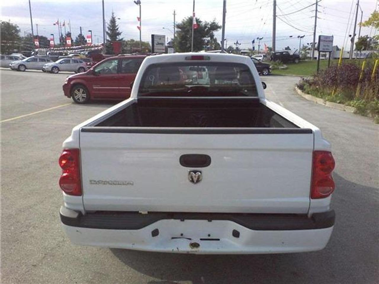 WOW WOW WOW ....UNIQUE CHRYSLER AND CAR NATION CANADA DOES IT AGAIN WITH THIS 2007 DODGE DAKOTA THAT IS JUST OFF CHRYSLER GOLD KEY LEASE AND IS JUST WAITING FOR YOU TO HIT THE GAS AND DRIVE HOME TODAY...DO NOT DELAY AND CONTACT US TODAY TO SET UP YOUR APPOINTMENT TO DRIVE THIS GREAT TRUCK...UNIQUE CHRYSLER IS A PROUD MEMBER OF THE CAR NATION CANADA DEALERSHIP GROUP...PRICE IS PLUS HST...