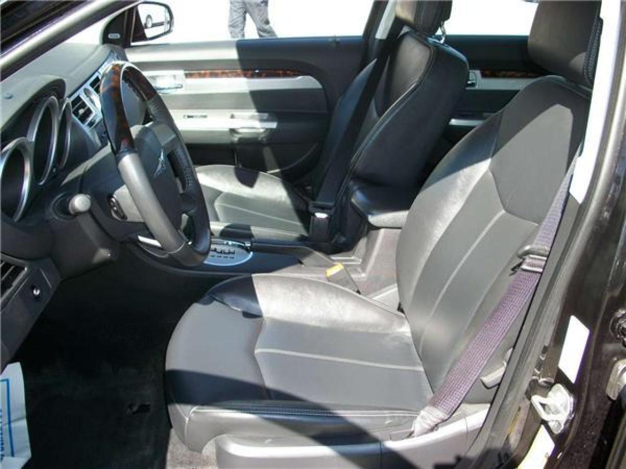 Used 2010 Chrysler Sebring  for sale in Burlington, ON