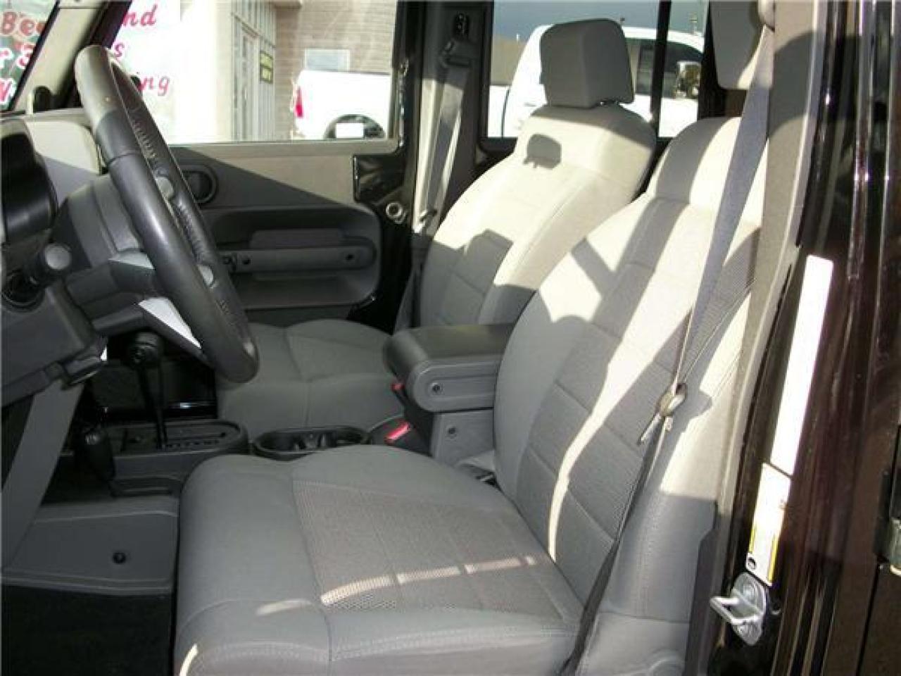 Used 2008 Jeep Wrangler Unlimited Sahara for sale in Burlington, ON