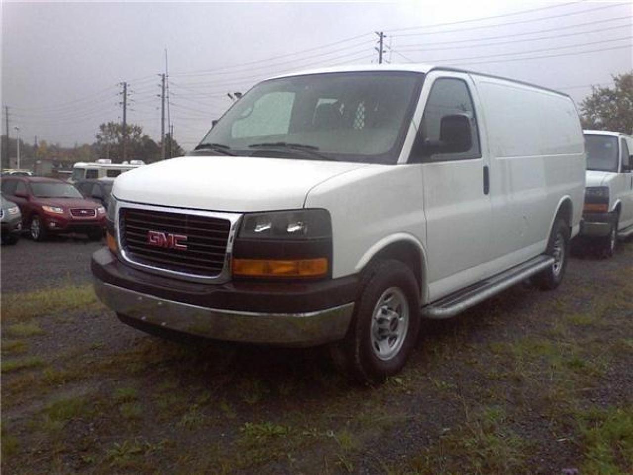 Used 2009 GMC Savana 2500 Work Van for sale in Orleans, ON