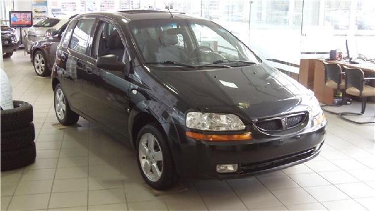 Used 2007 Pontiac Wave 5 SE for sale in Orleans, ON