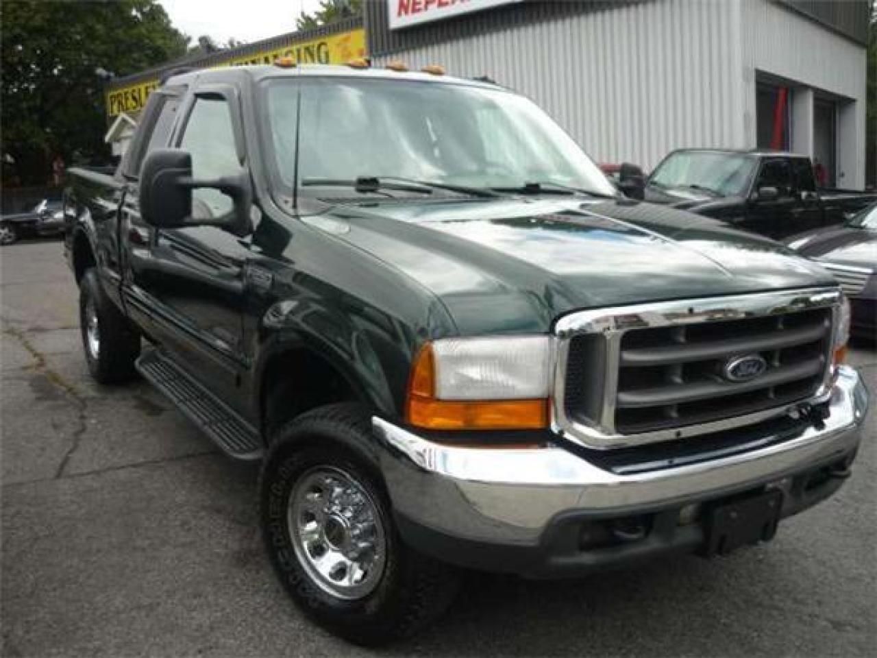 Used 2001 Ford F-250 XLT for sale in Ottawa, ON