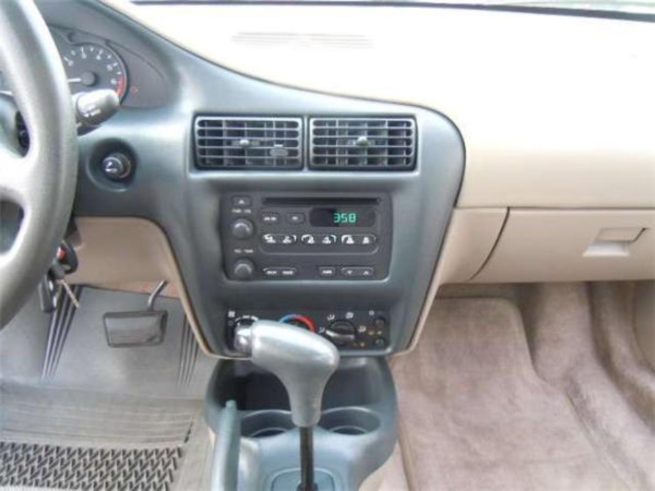 Used 2005 Chevrolet Cavalier VL for sale in Mississauga, ON
