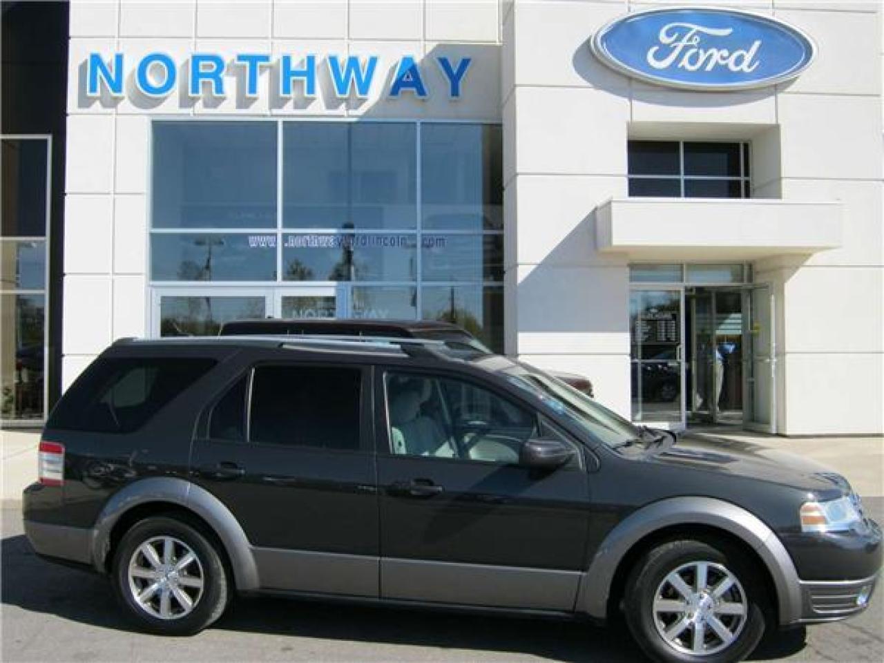 Used 2008 Ford Taurus X SEL for sale in Brantford, ON