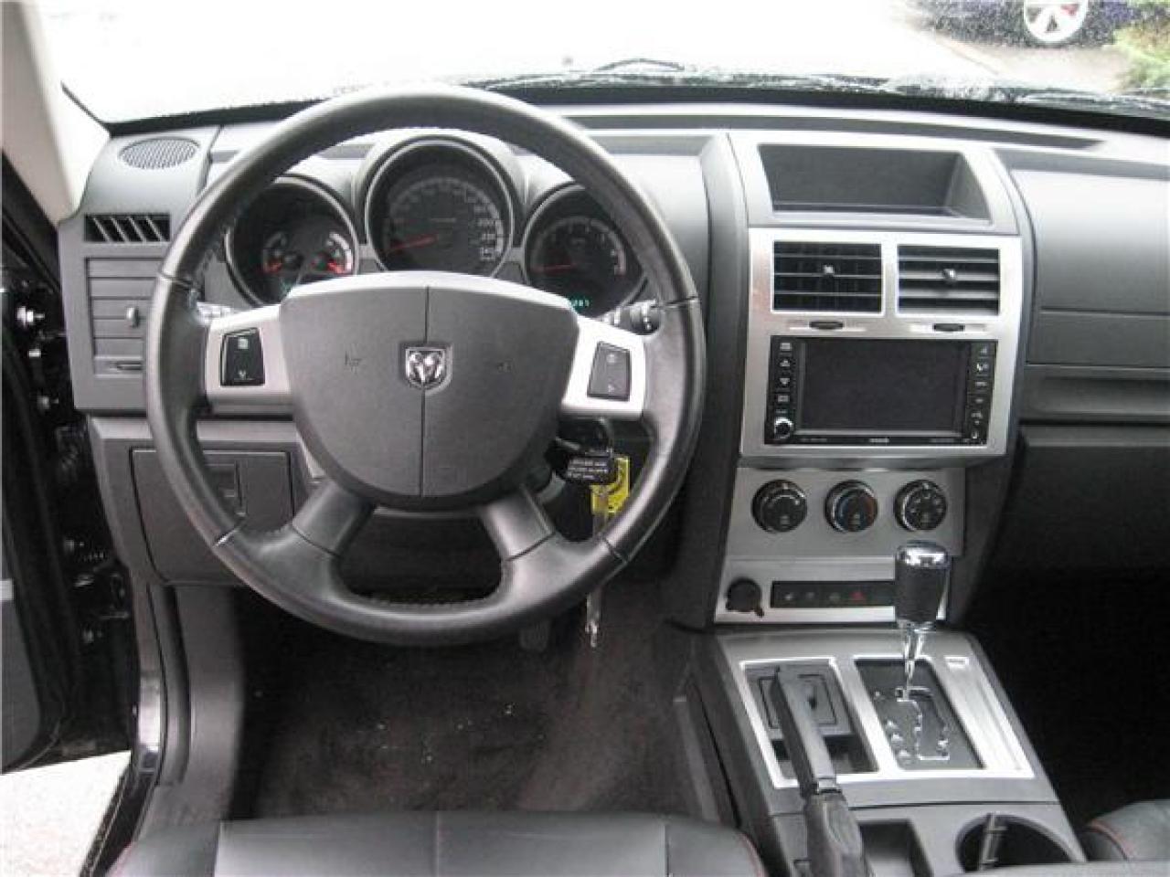 Used 2009 Dodge Nitro SLT/RT for sale in Burlington, ON