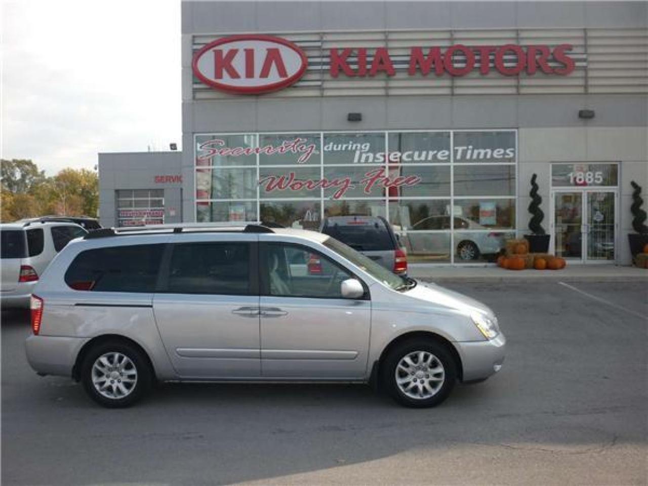 Used 2006 Kia Sedona  for sale in Hamilton, ON