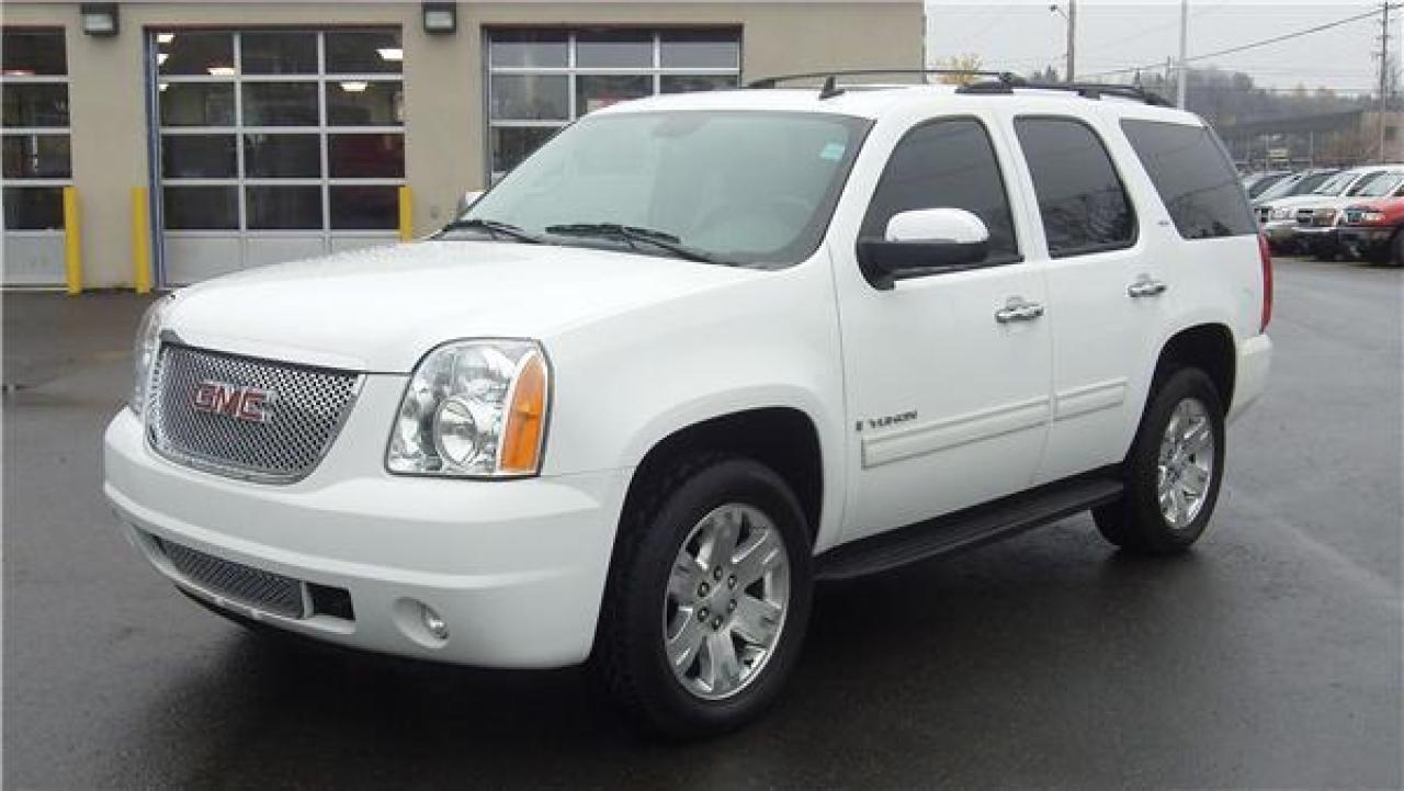 Used 2009 GMC Yukon SLT2 for sale in Orleans, ON