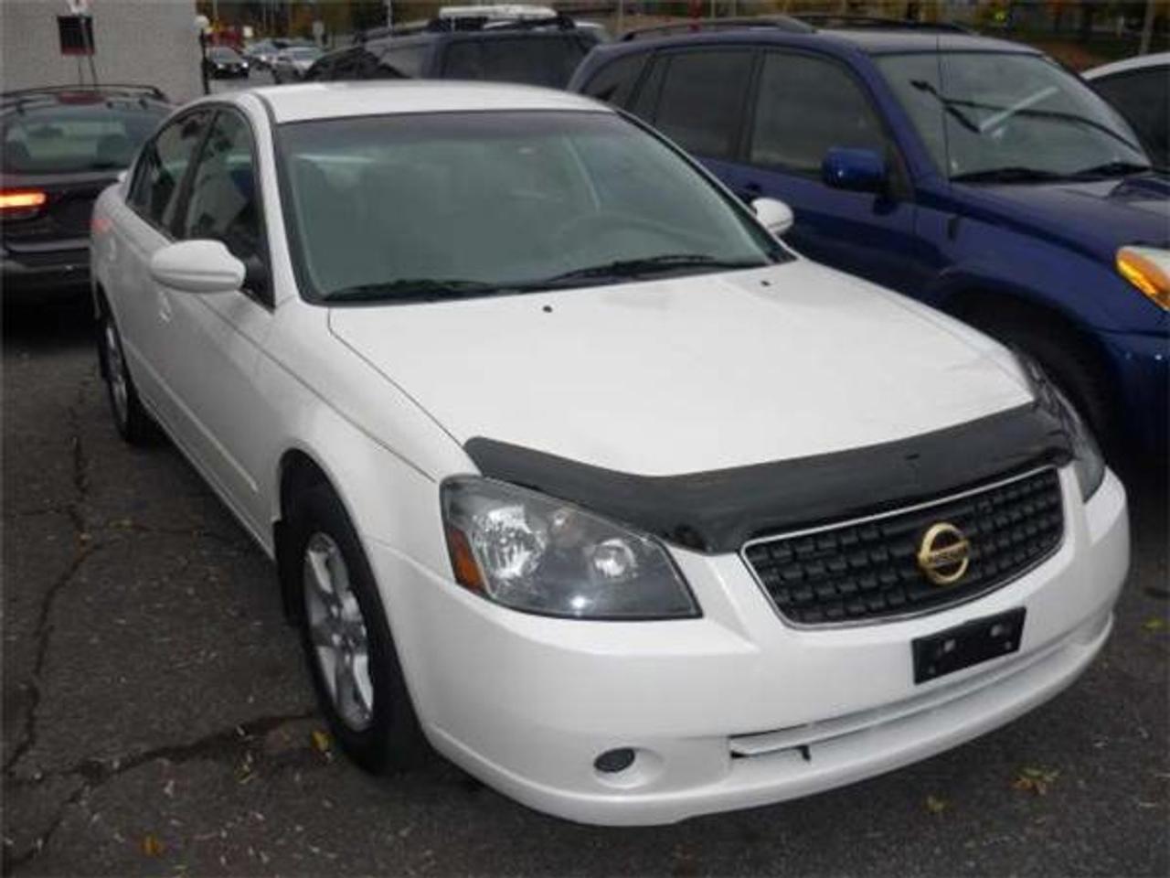 This 2005 Nissan altima is loaded with features and great fuel economy. Come in and take it for a test drive today. Good credit, bad credit or no credit we have financing for all situations. Apply today on line at presleysauto.com. Safe, secure and fast. Price does not include HST. cornwall alexandria hawksbury gatineau renfrew arnprior smith falls carleton place stittsville preowned used financing bad credit bankrupt proposal collections honda toyota nissan mazda dodge ford chrysler bmw lexus acura chev gm suzuki kia cadillac mercedes subaru volvo smart audi porche mitsubishi cars autos trucks van suv sports cars luxury cars