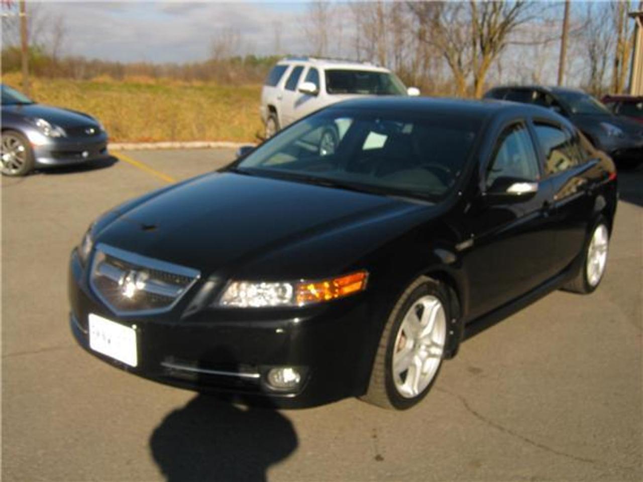 ONE OWNER CAR! OFF LEASE AND VERY WELL MAINTAINED. BLACK ON BLACK DRIVES LIKE A DREAM!DEALER DEMO PLEASE CALL FOR APPOINTMENT.