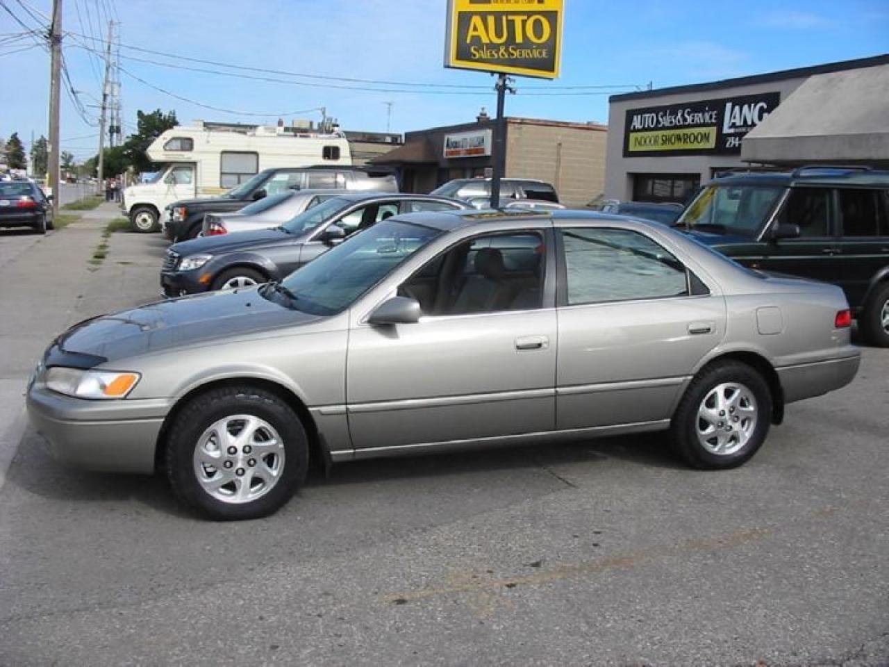 Used 1999 Toyota Camry XLE for sale in Waterloo, ON