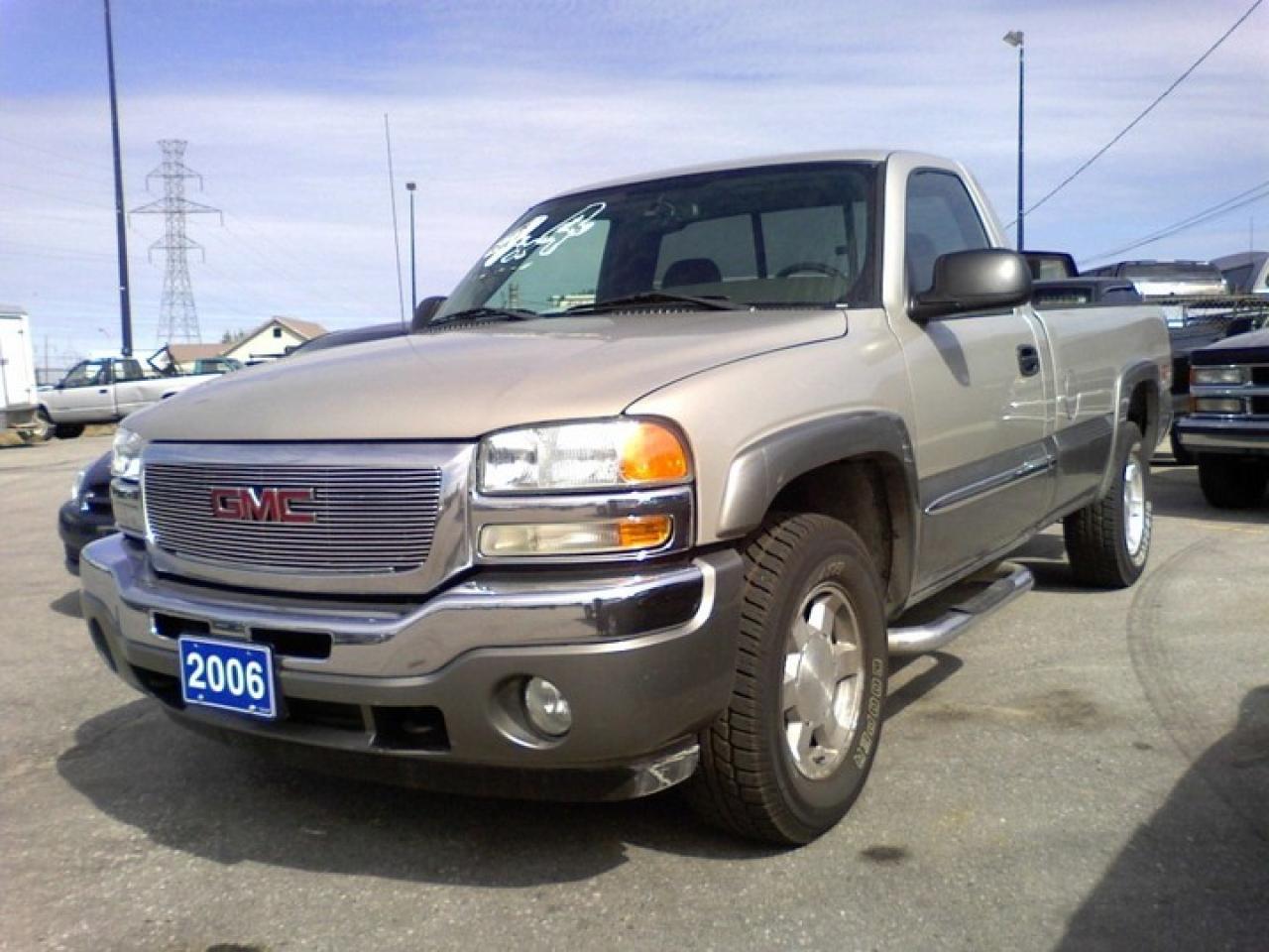 Used 2006 GMC Sierra 1500 SLE Pickup 6 1/2 ft for sale in Orono, ON