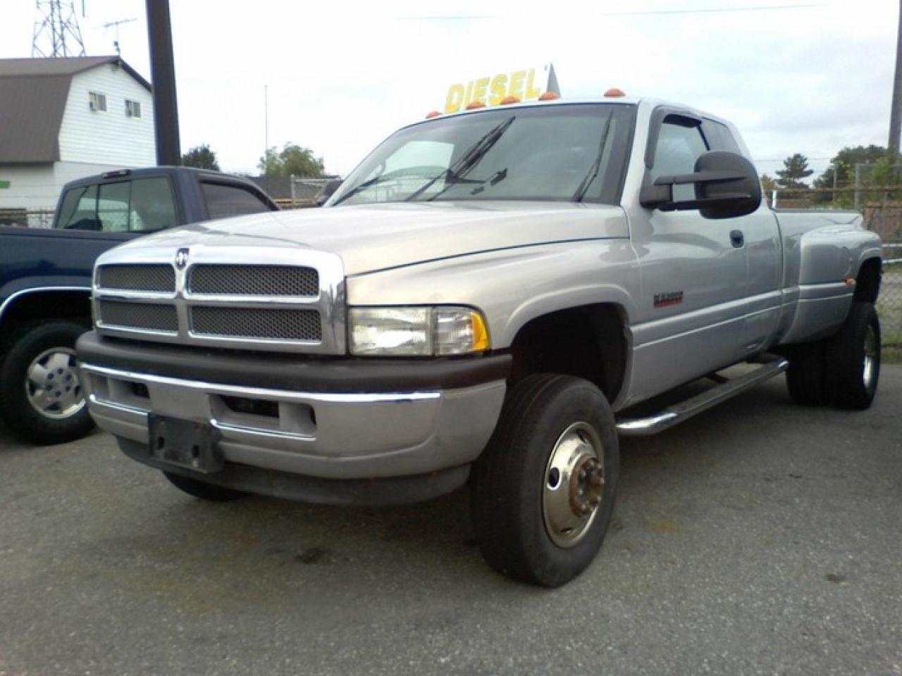 Used 2000 Dodge Ram 3500 Long Bed for sale in Orono, ON