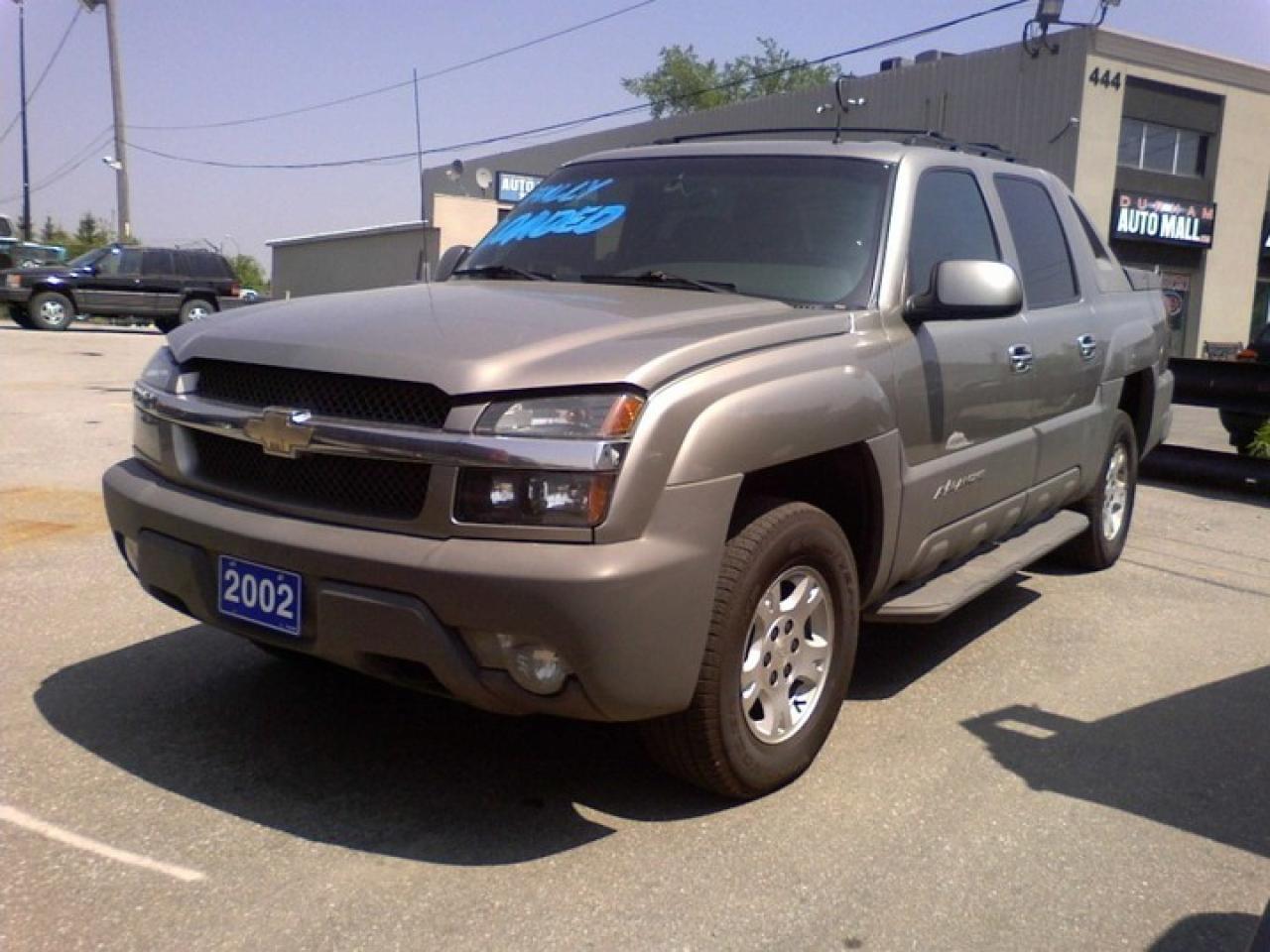 Used 2002 Chevrolet Avalanche 1500 Sport Utility Pickup for sale in Orono, ON