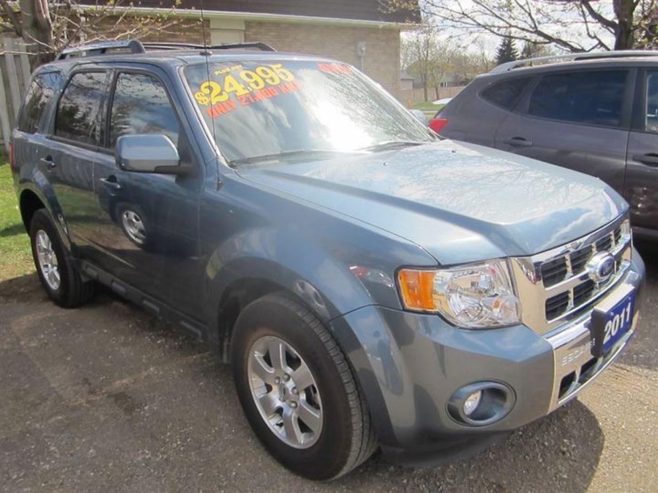 Used 2011 Ford Escape LIMITED 4X4 LEATHER SUNROOF SYNC HEATED SEATS for sale in Orangeville, ON
