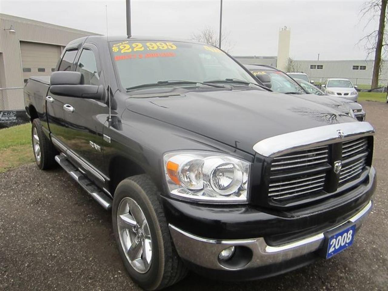5.7 L 8 CYL ENGINE. BLACK EXTERIOR WITH GREY LEATHER INTERIOR. HEATED SEATS,  POWER PKG, TONNEAU COVER, CRUISE CONTROL, TOW PKG, REMOTE START, SUNROOF AND MORE!! ALL TYPES OF FINANCING AVAILABLE. RIGOROUS CERTIFICATION & INSPECTION. NO EXTRA FEES OR HIDDEN COSTS. PLUS HST & LICENSING. FREE VEHICLE HISTORY REPORT.