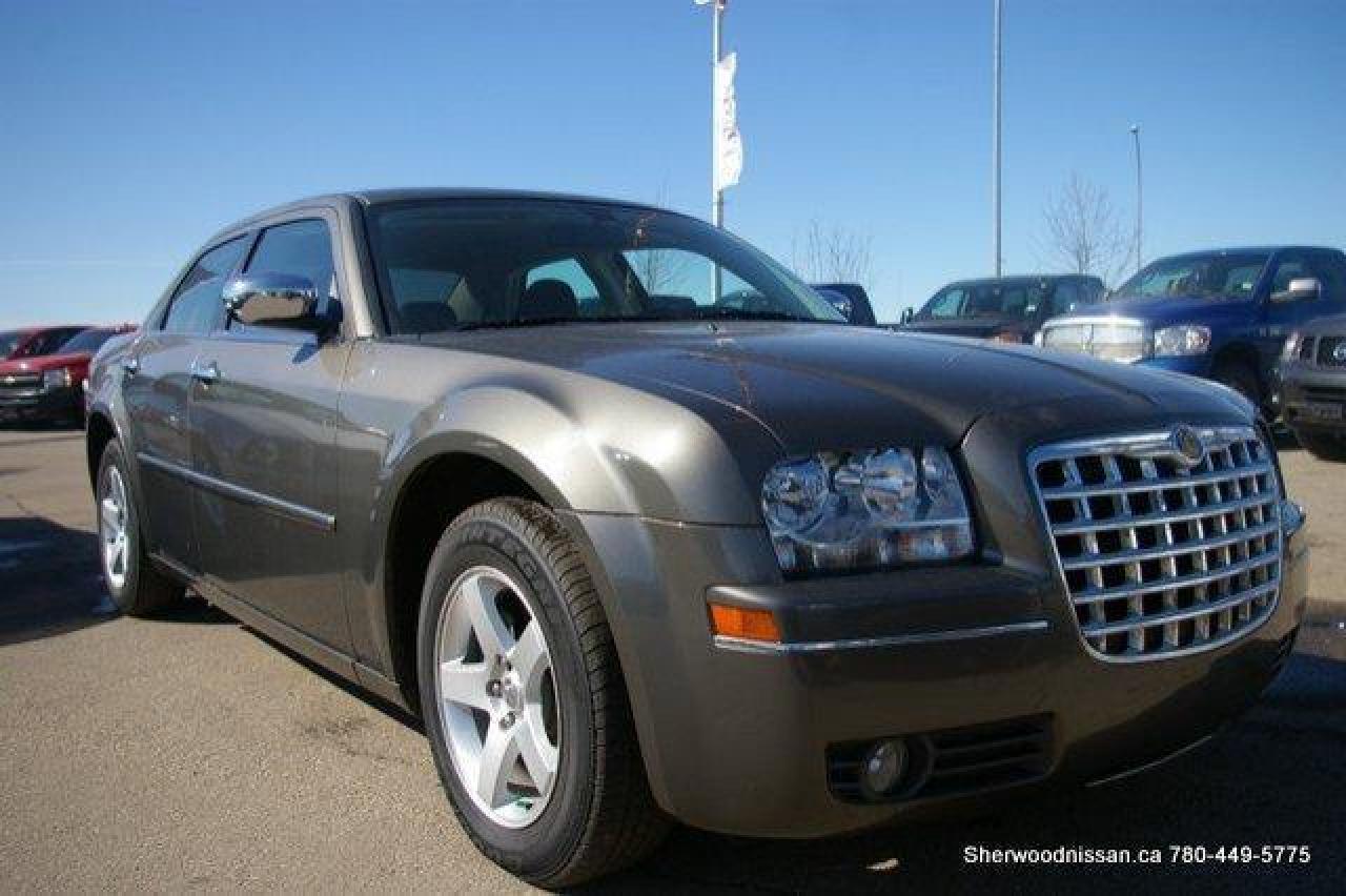 Used 2010 Chrysler 300 Touring for sale in Bancroft, ON