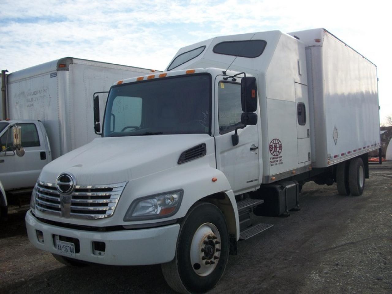 Used 2012 Hino 268 Big Truck for sale in Concord, ON