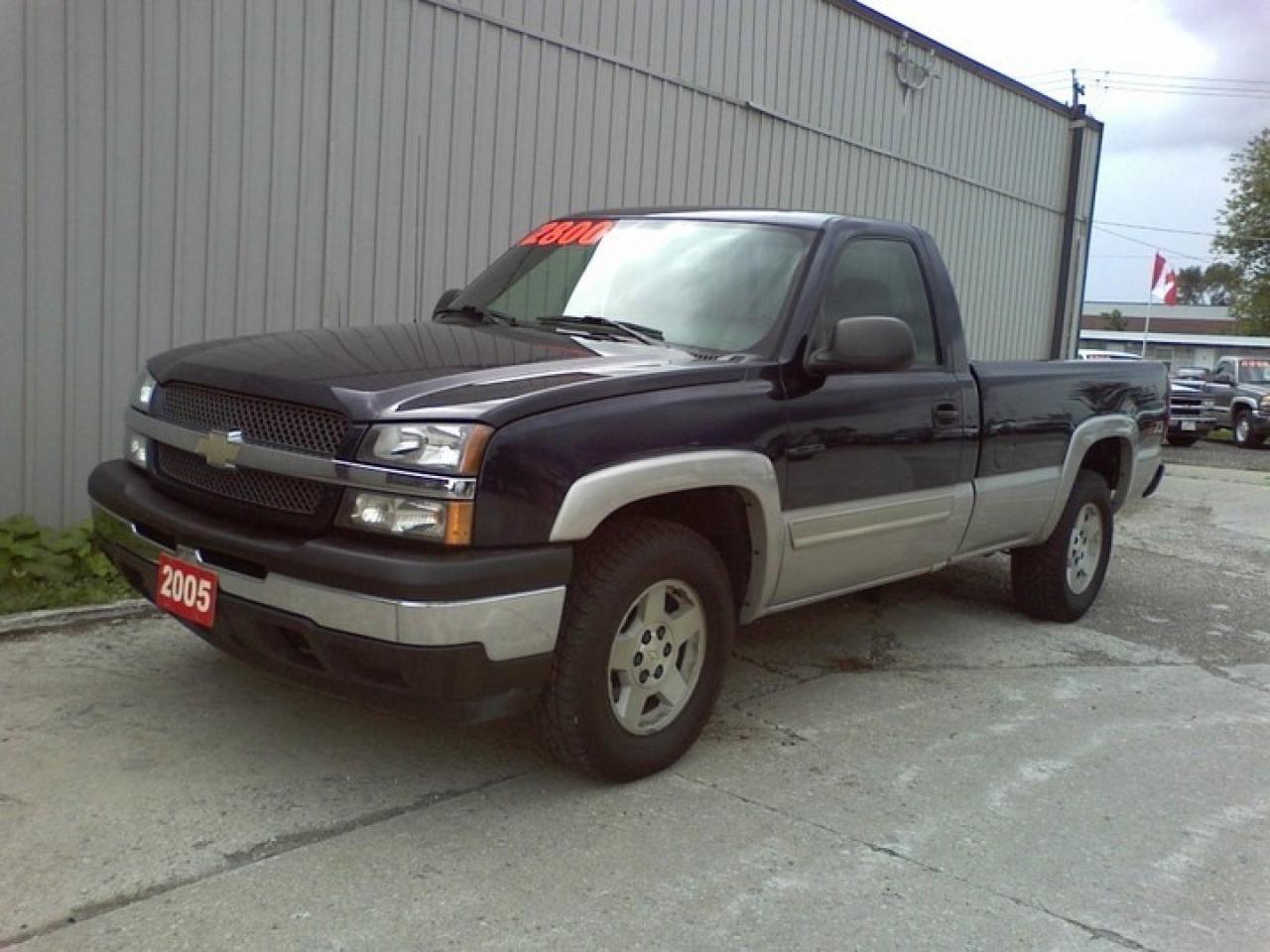 Used 2005 Chevrolet Silverado Z71 4x4 Longbox LS 5.3 L for sale in Kitchener, ON
